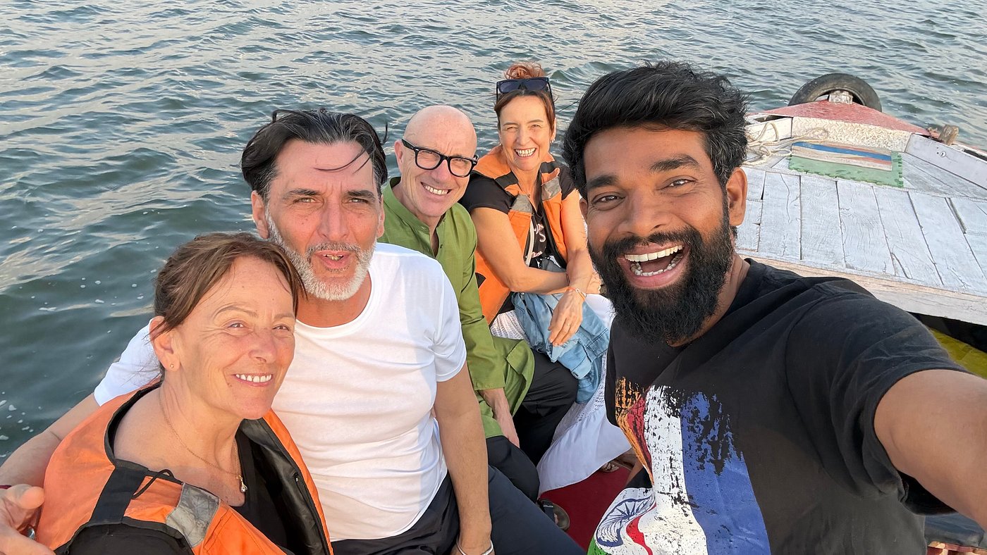 Visite guidée sur le Gange avec des voyageurs français
